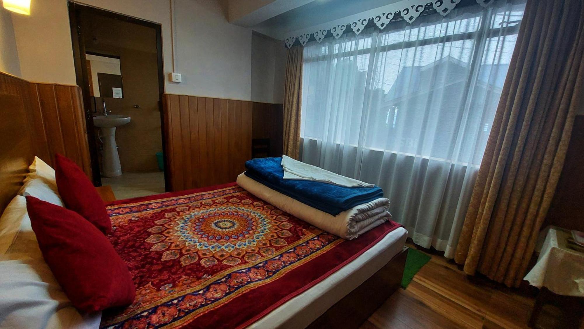 Indivar Homestay ดาร์จีลิง ภายนอก รูปภาพ