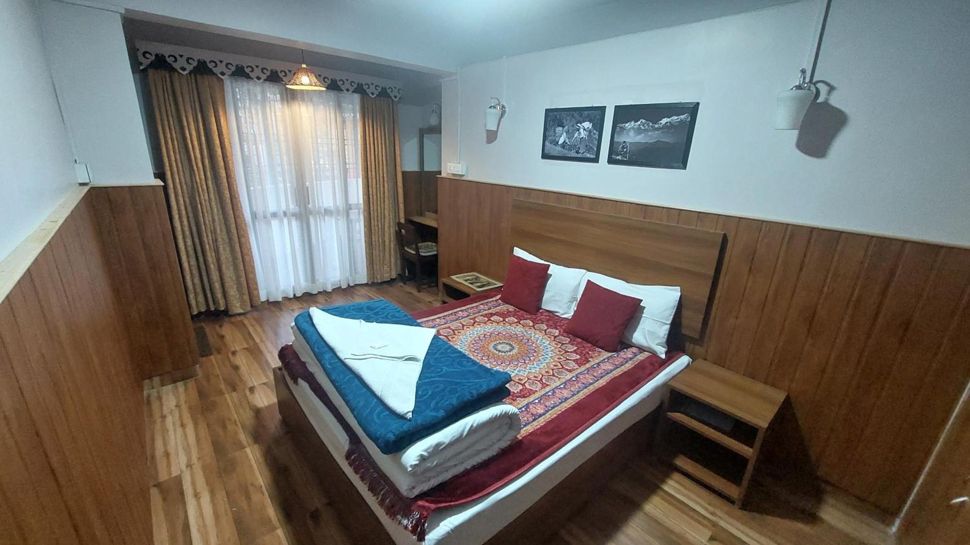 Indivar Homestay ดาร์จีลิง ภายนอก รูปภาพ