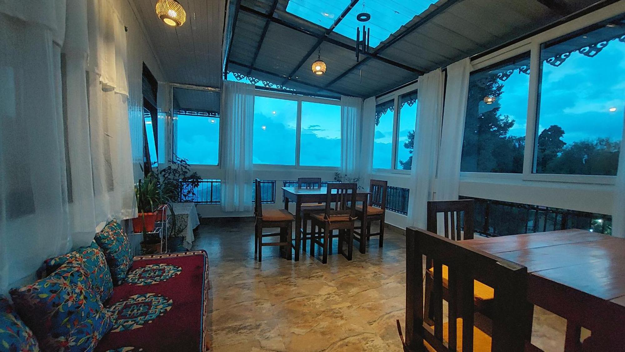 Indivar Homestay ดาร์จีลิง ภายนอก รูปภาพ