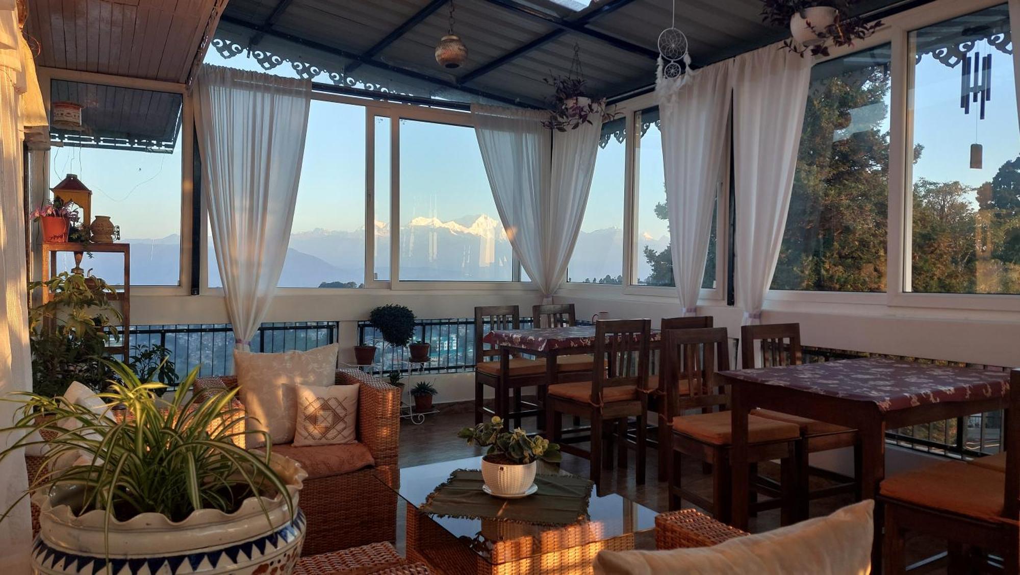 Indivar Homestay ดาร์จีลิง ภายนอก รูปภาพ